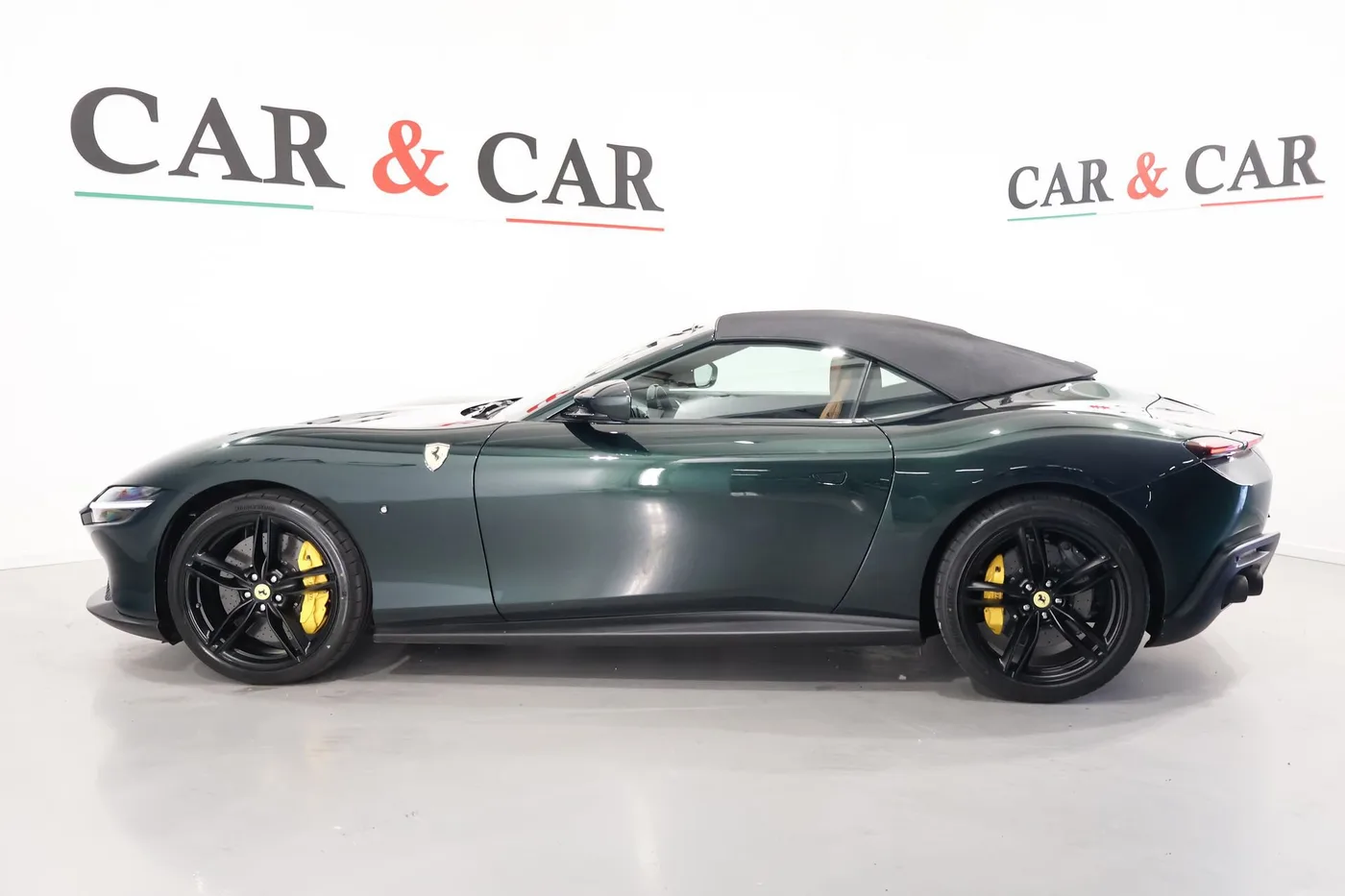 2025 Ferrari Roma Spider Atelier offered by a supercar dealer in Zibido San Giacomo, Italy, photo 6 of 25