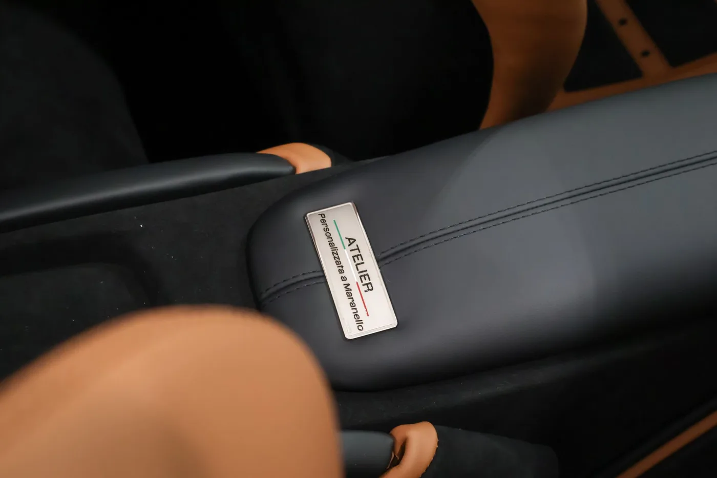 2025 Ferrari Roma Spider Atelier offered by a supercar dealer in Zibido San Giacomo, Italy, photo 17 of 25