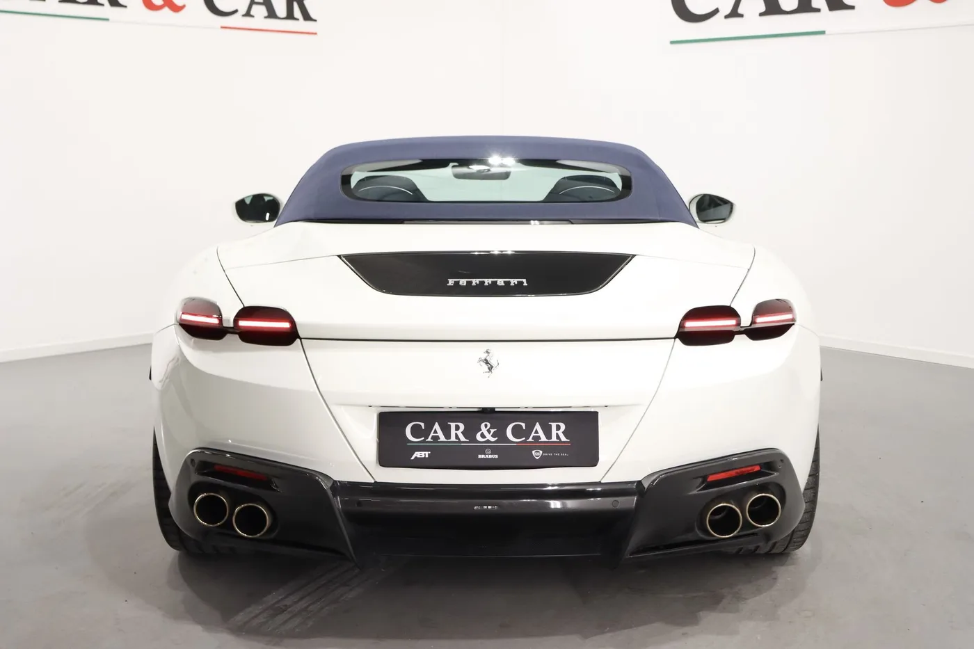 2025 Ferrari Roma Spider angeboten von einem Supersportwagenhändler in Zibido San Giacomo, Italien, Foto 4 von 25