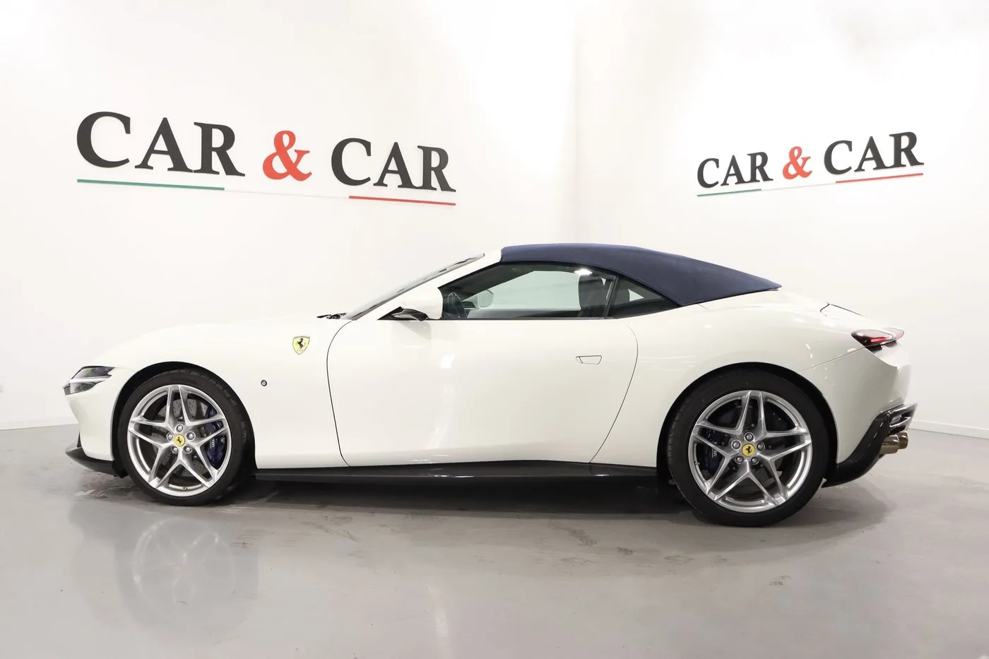 2025 Ferrari Roma Spider angeboten von einem Supersportwagenhändler in Zibido San Giacomo, Italien, Foto 6 von 25