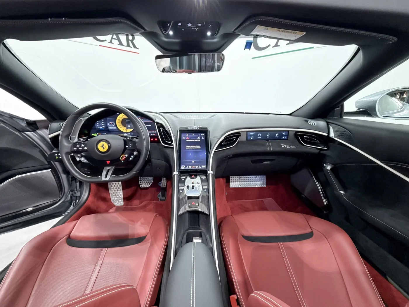 2025 Ferrari Roma Spider offered by a supercar dealer in Zibido San Giacomo, Italy, photo 12 of 18