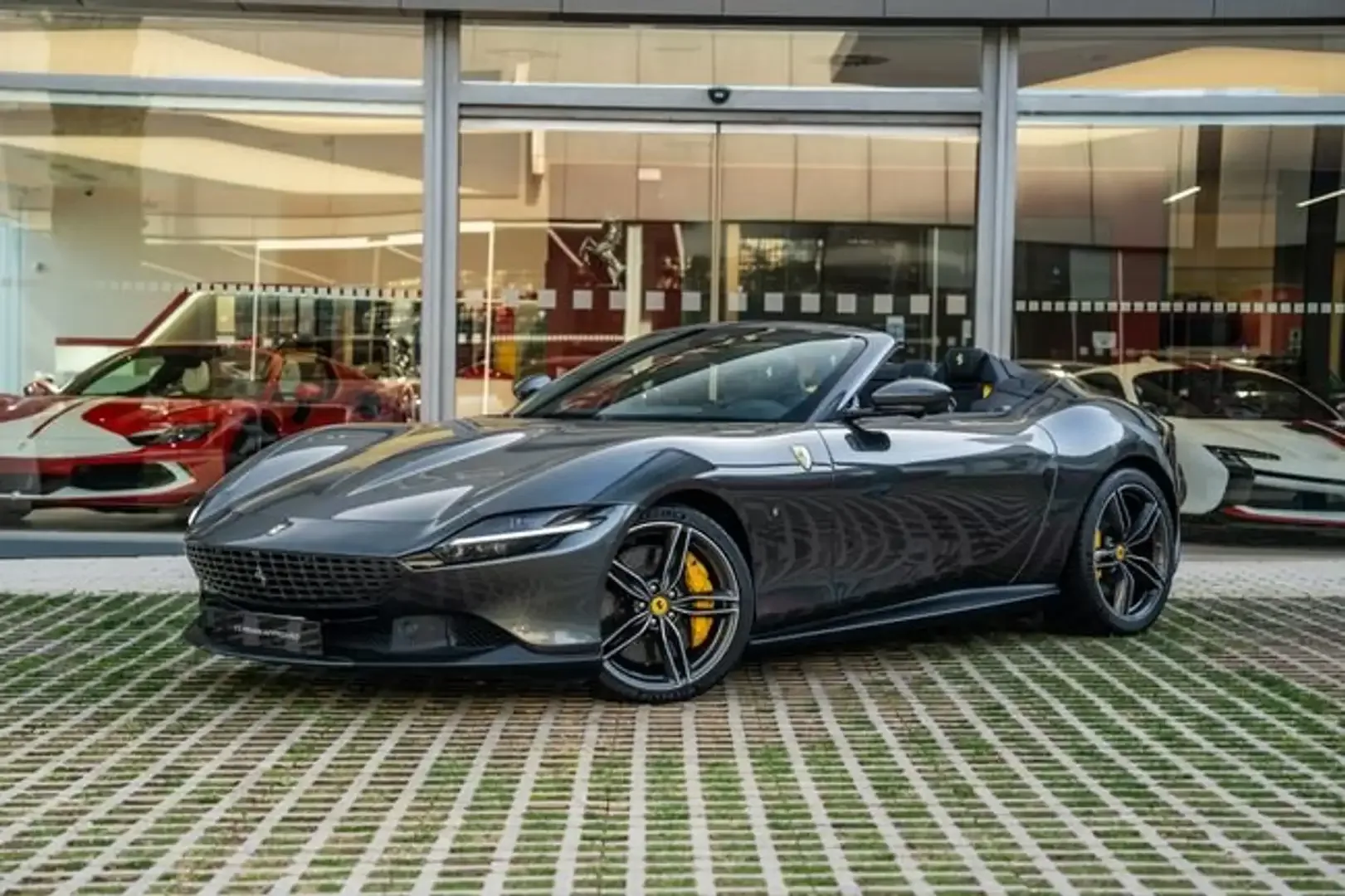 2025 Ferrari Roma Spider offered by a specialist dealer in San Pedro Alcántara, Spain, main photo
