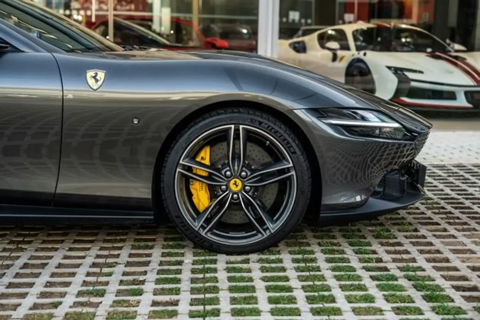 2025 Ferrari Roma Spider, 9/29