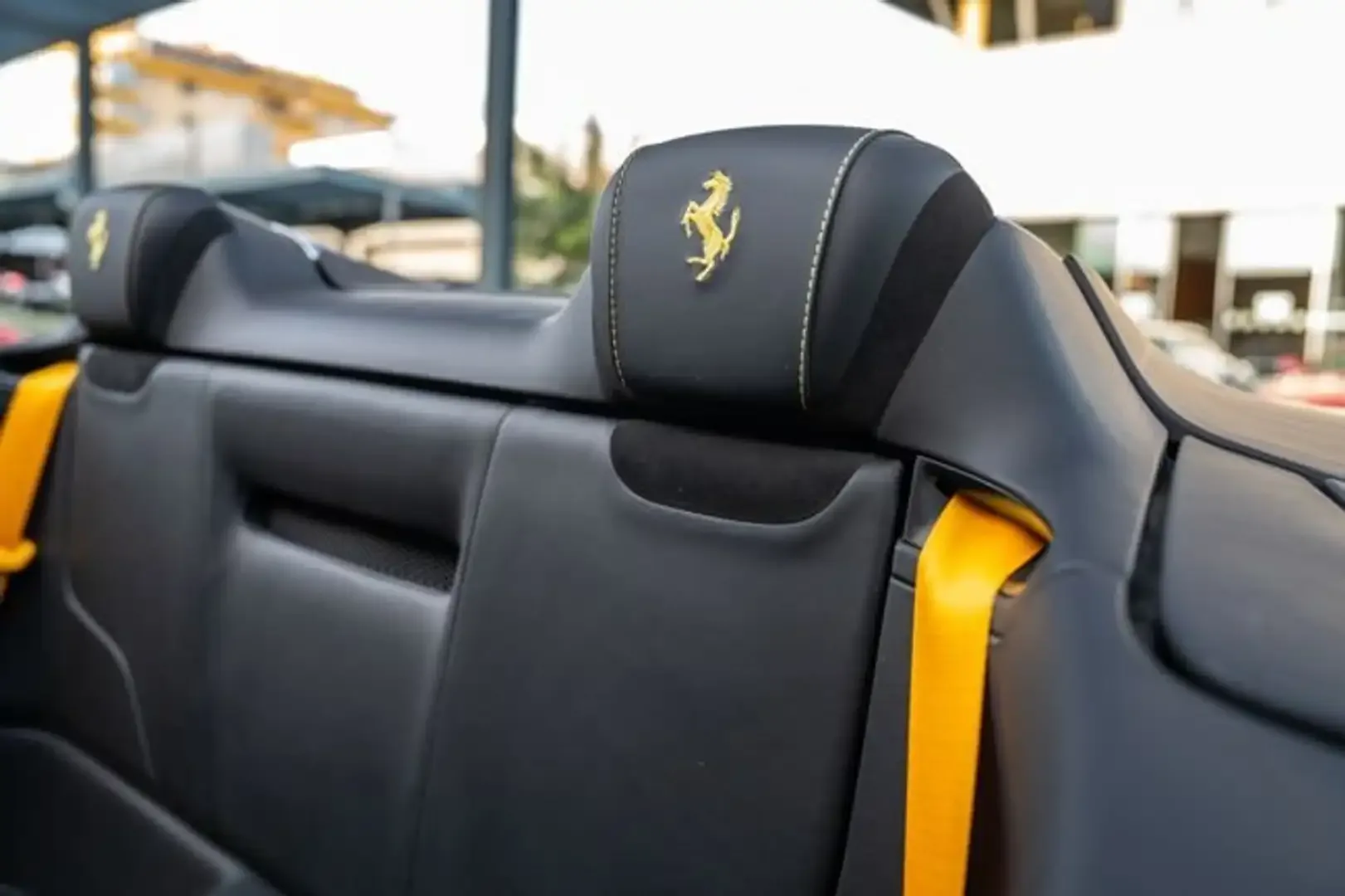 2025 Ferrari Roma Spider, 17/29