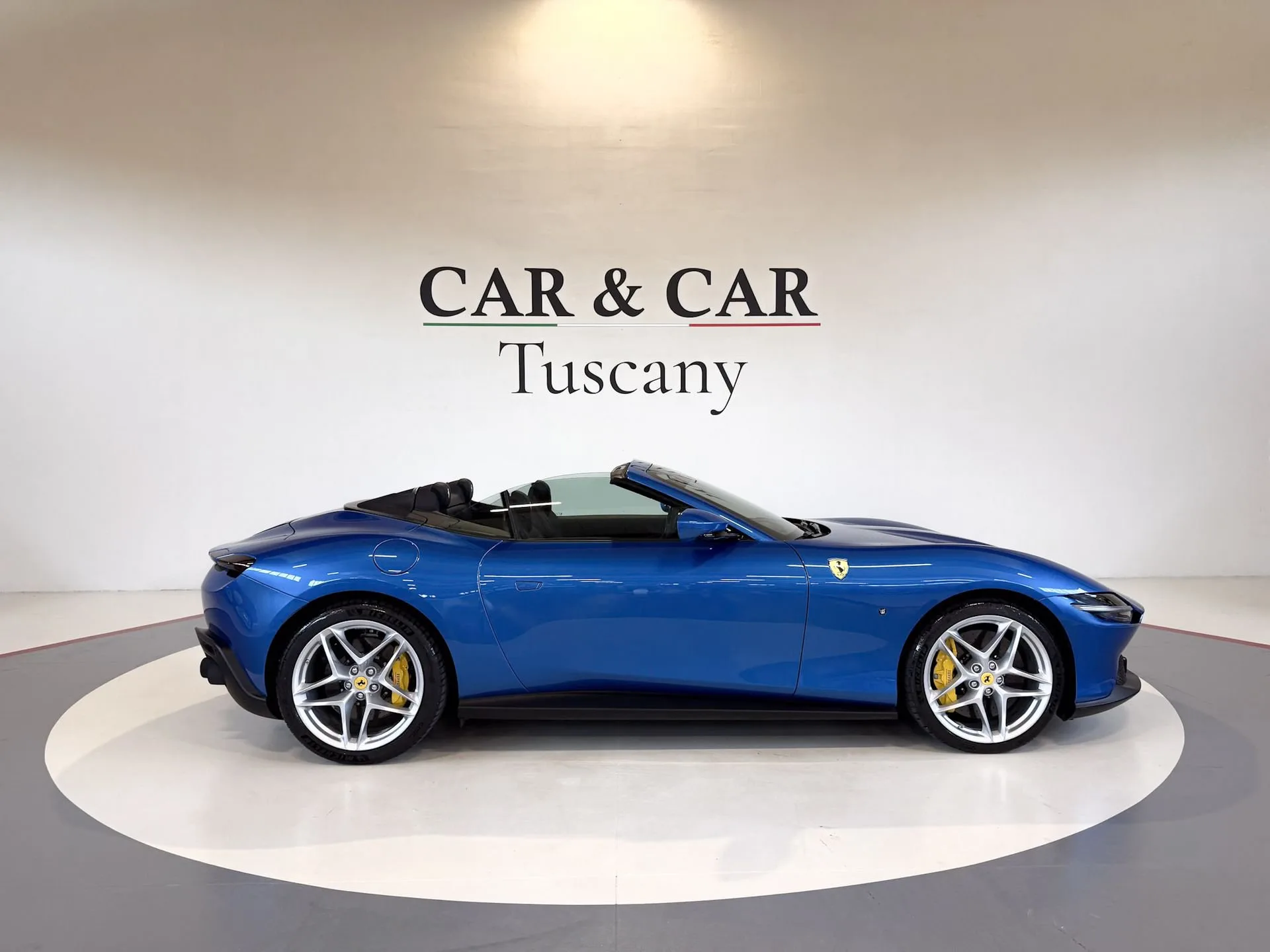 2025 Ferrari Roma Spider, 5/23