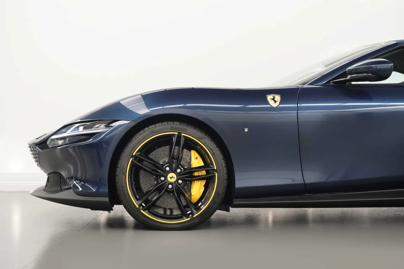 2025 Ferrari Roma Spider offered by a specialist dealer in Dubai, United Arab Emirates, photo 7 of 10