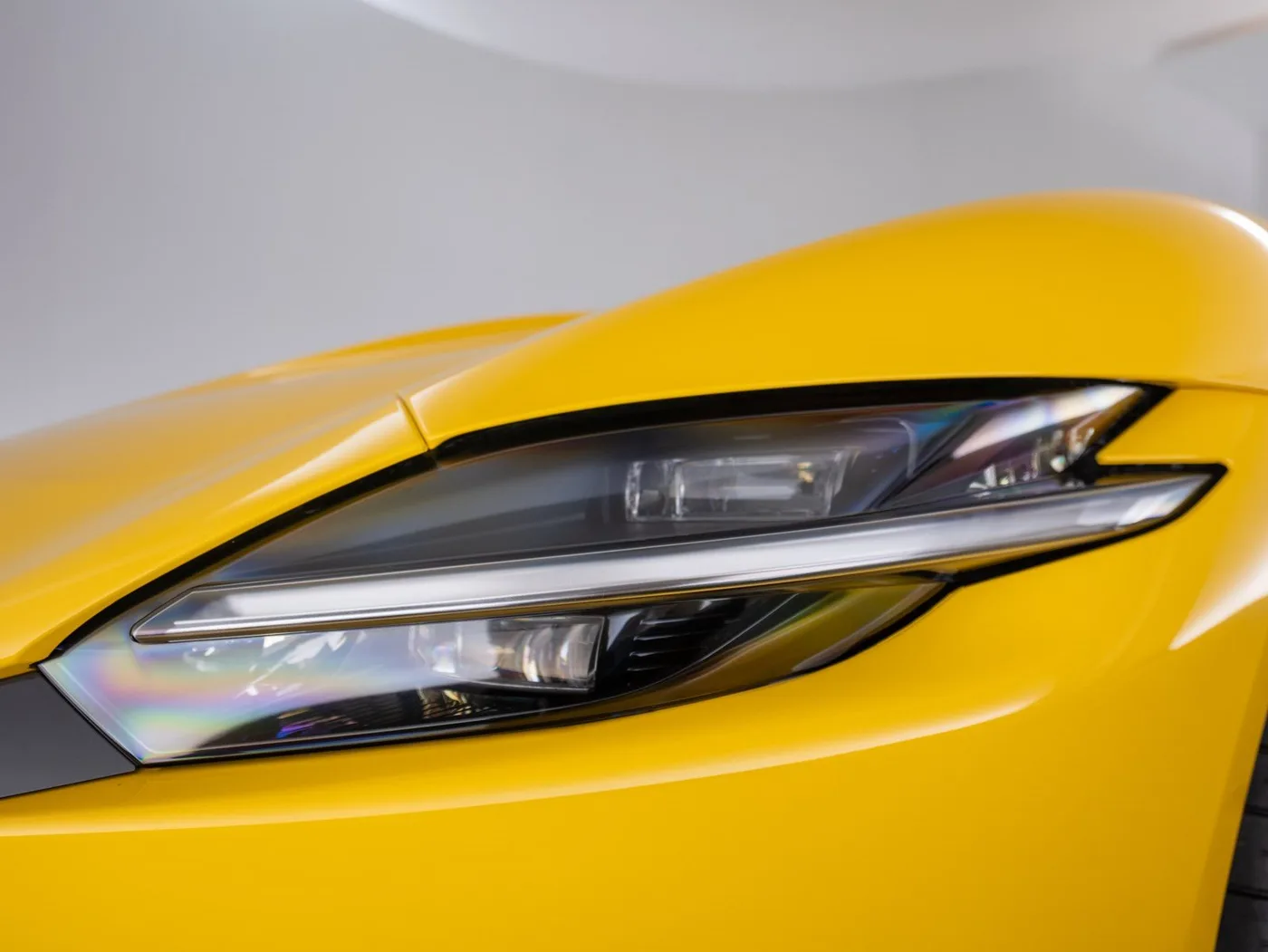 2025 Ferrari Roma Spider proposée par un concessionnaire spécialisé à Singen, Allemagne, photo 14 sur 15