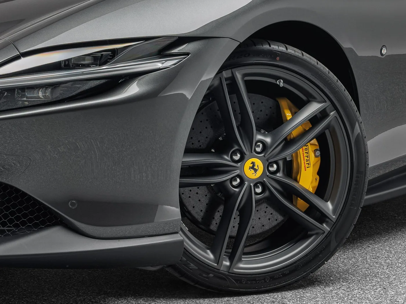 2025 Ferrari Roma Spider angeboten von einem Fachhändler in Böblingen, Deutschland, Foto 12 von 15