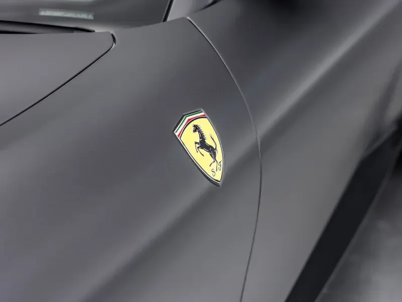 2025 Ferrari Roma Spider, 11/30