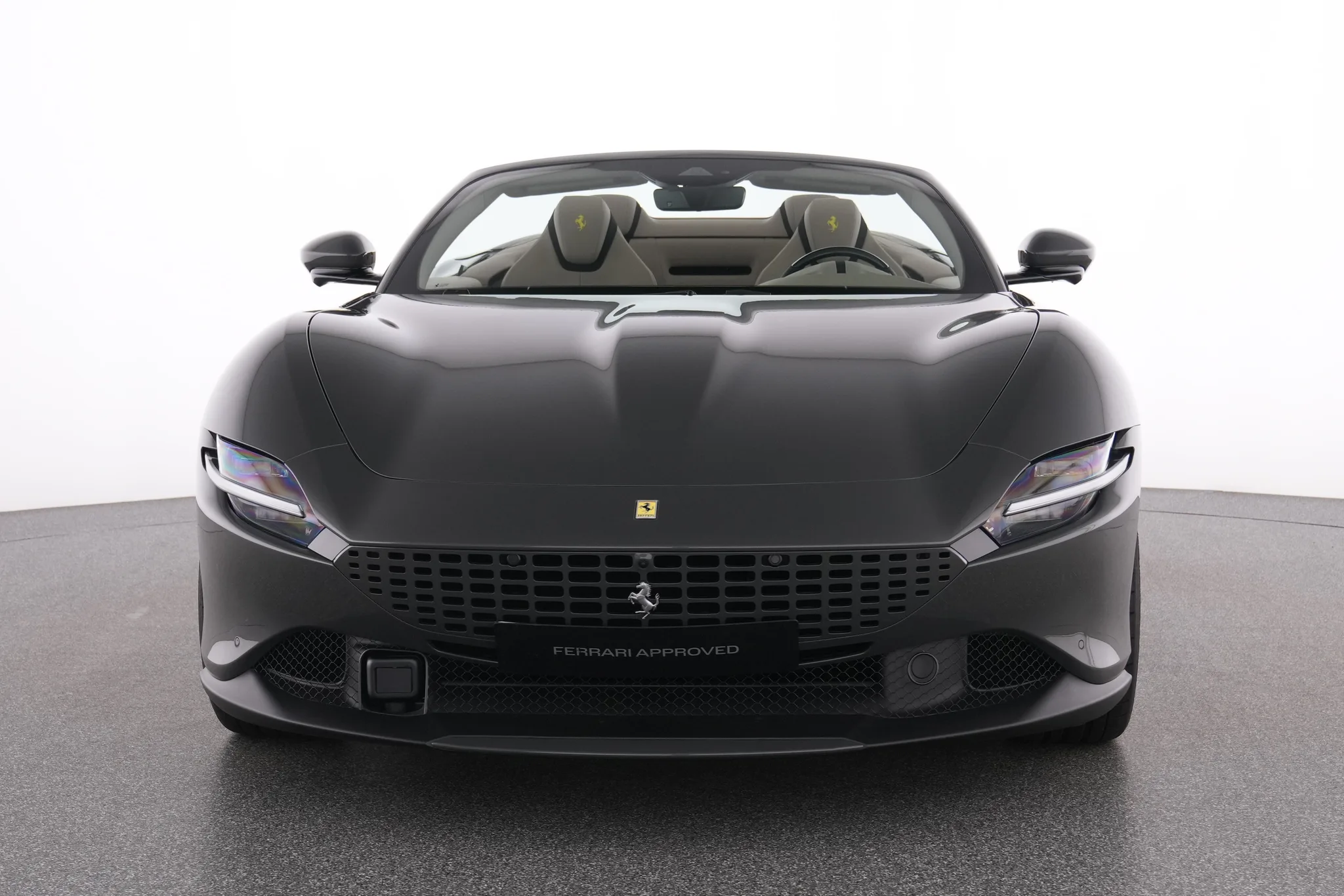 2025 Ferrari Roma Spider angeboten von einem Fachhändler in Meerbusch, Deutschland, Hauptfoto