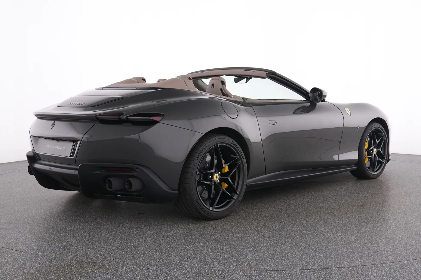 2025 Ferrari Roma Spider angeboten von einem Fachhändler in Meerbusch, Deutschland, Foto 3 von 6