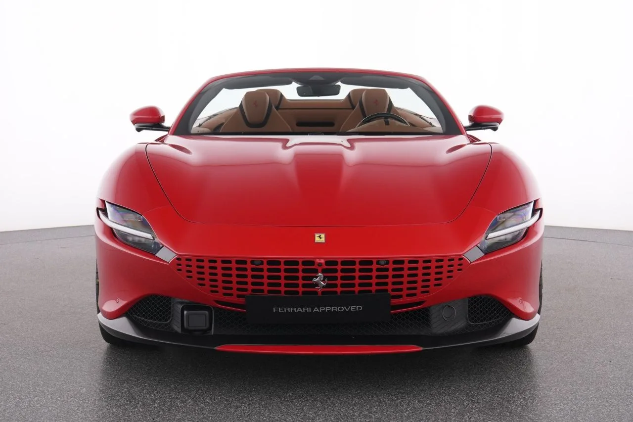 2025 Ferrari Roma Spider, 2/29