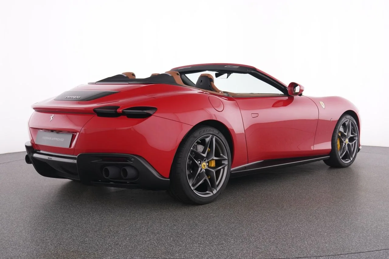 2025 Ferrari Roma Spider, 10/29