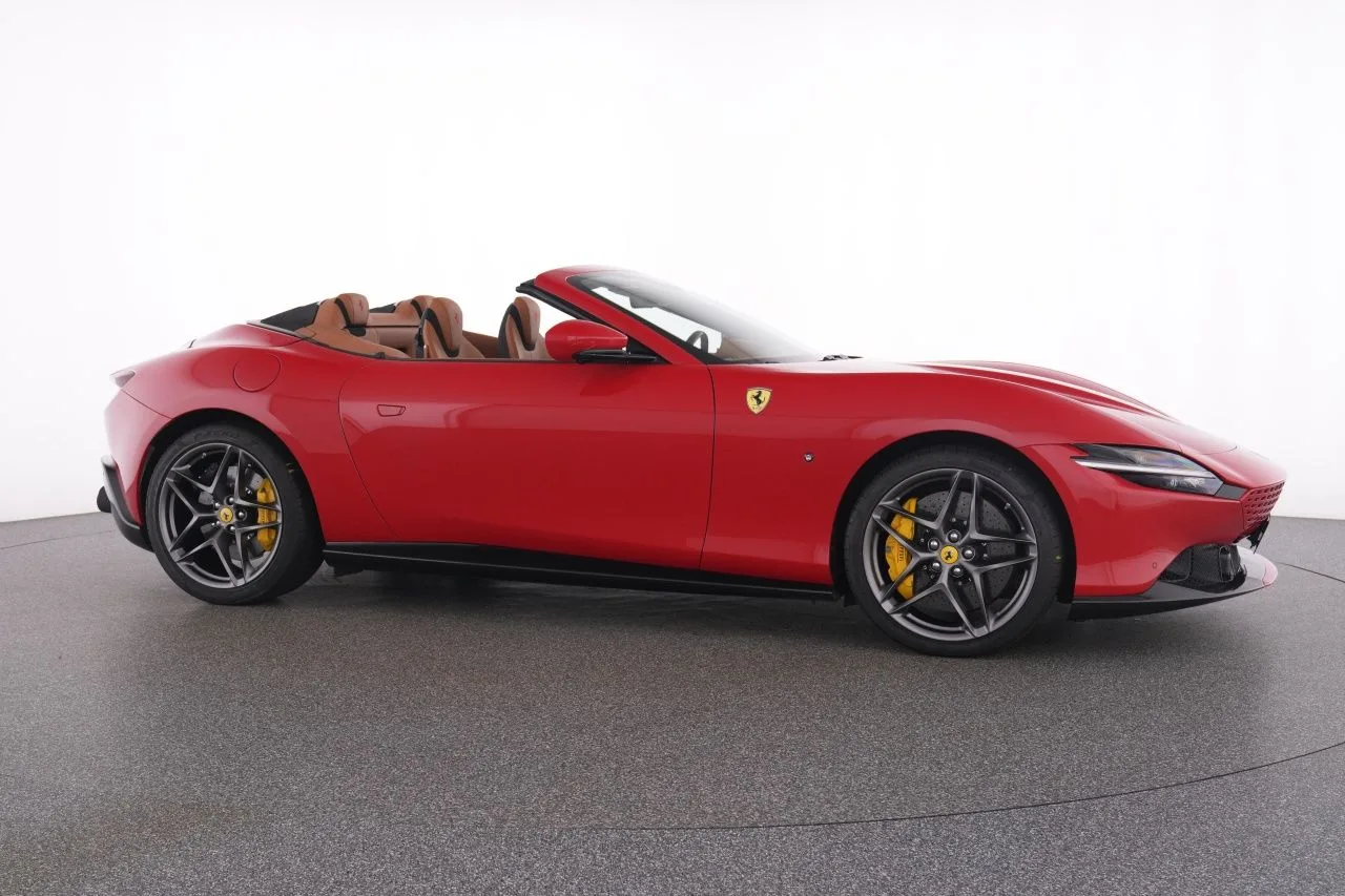 2025 Ferrari Roma Spider, 13/29