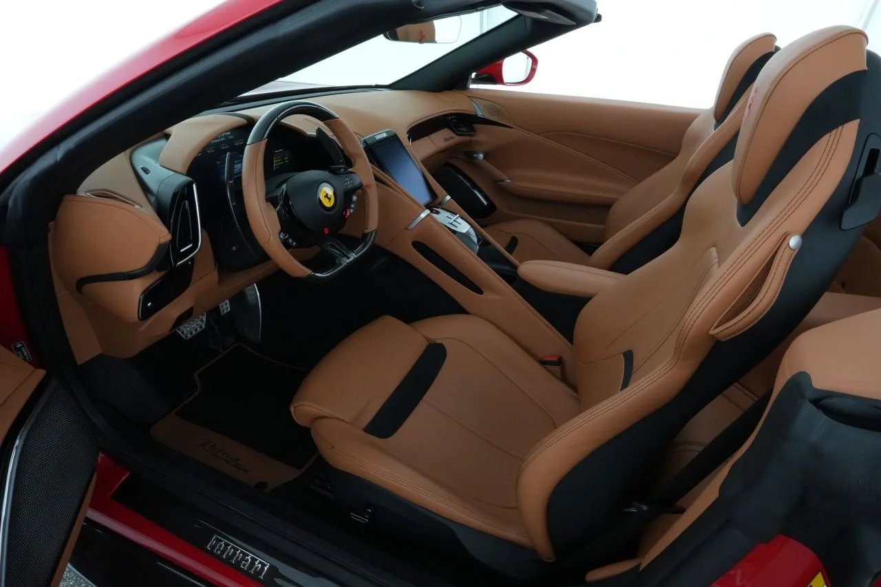 2025 Ferrari Roma Spider, 17/29