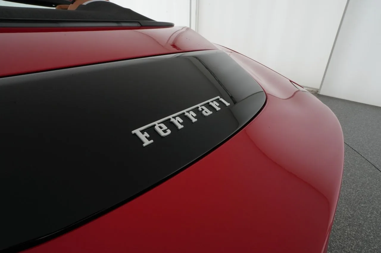 2025 Ferrari Roma Spider, 21/29