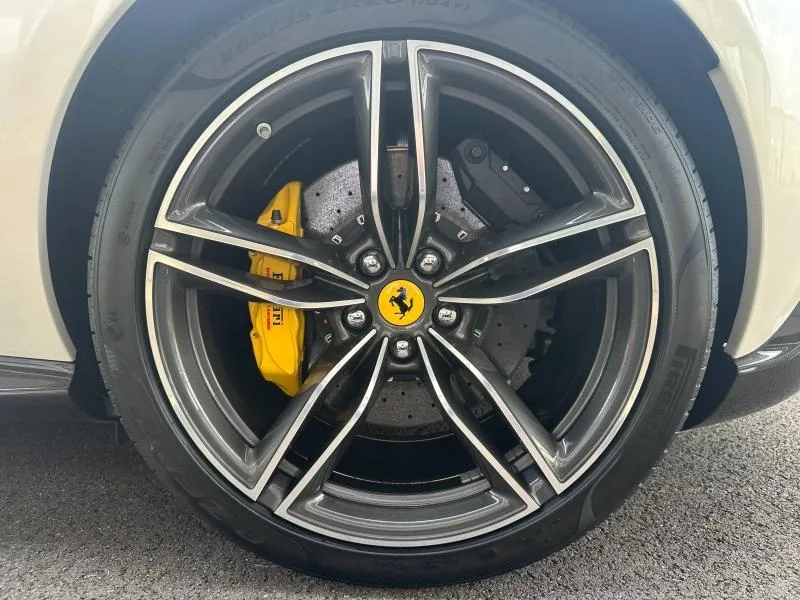2025 Ferrari Roma Spider, 15/20