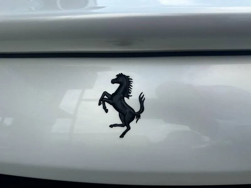 2025 Ferrari Roma Spider, 20/20