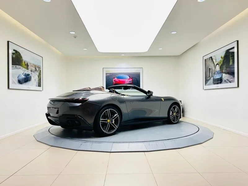2025 Ferrari Roma Spider, 4/20
