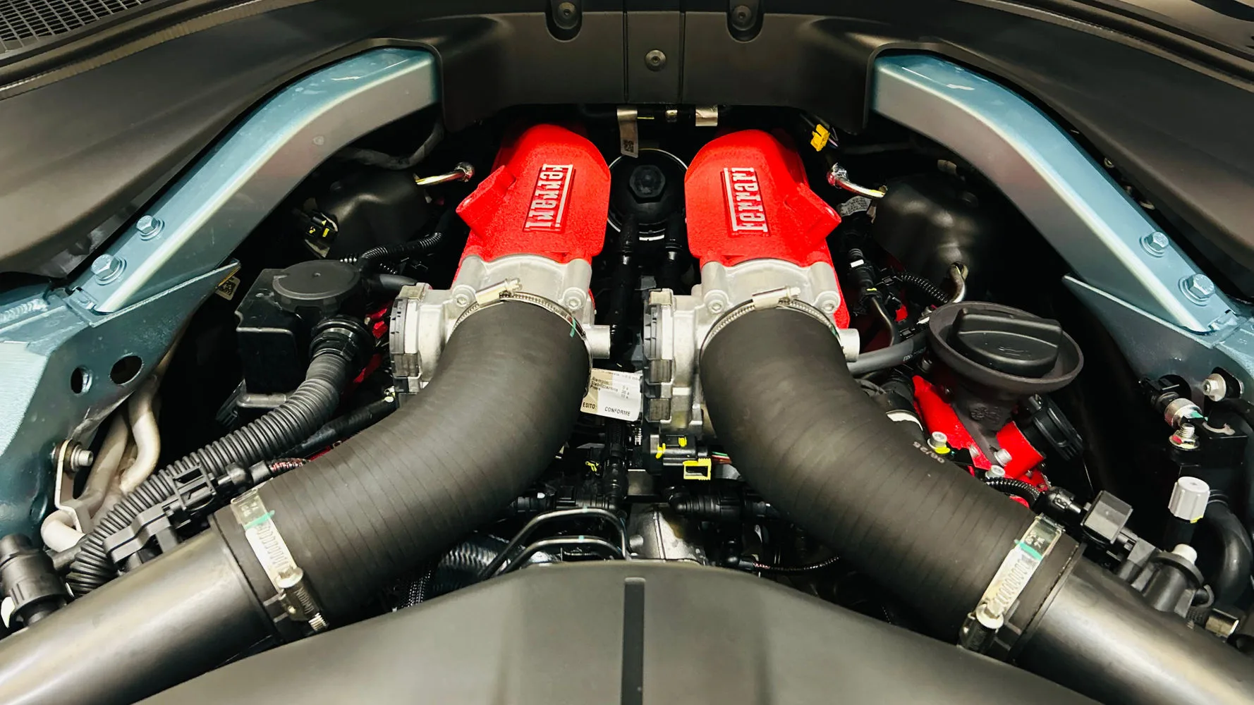 2025 Ferrari Roma Spider, 11/30