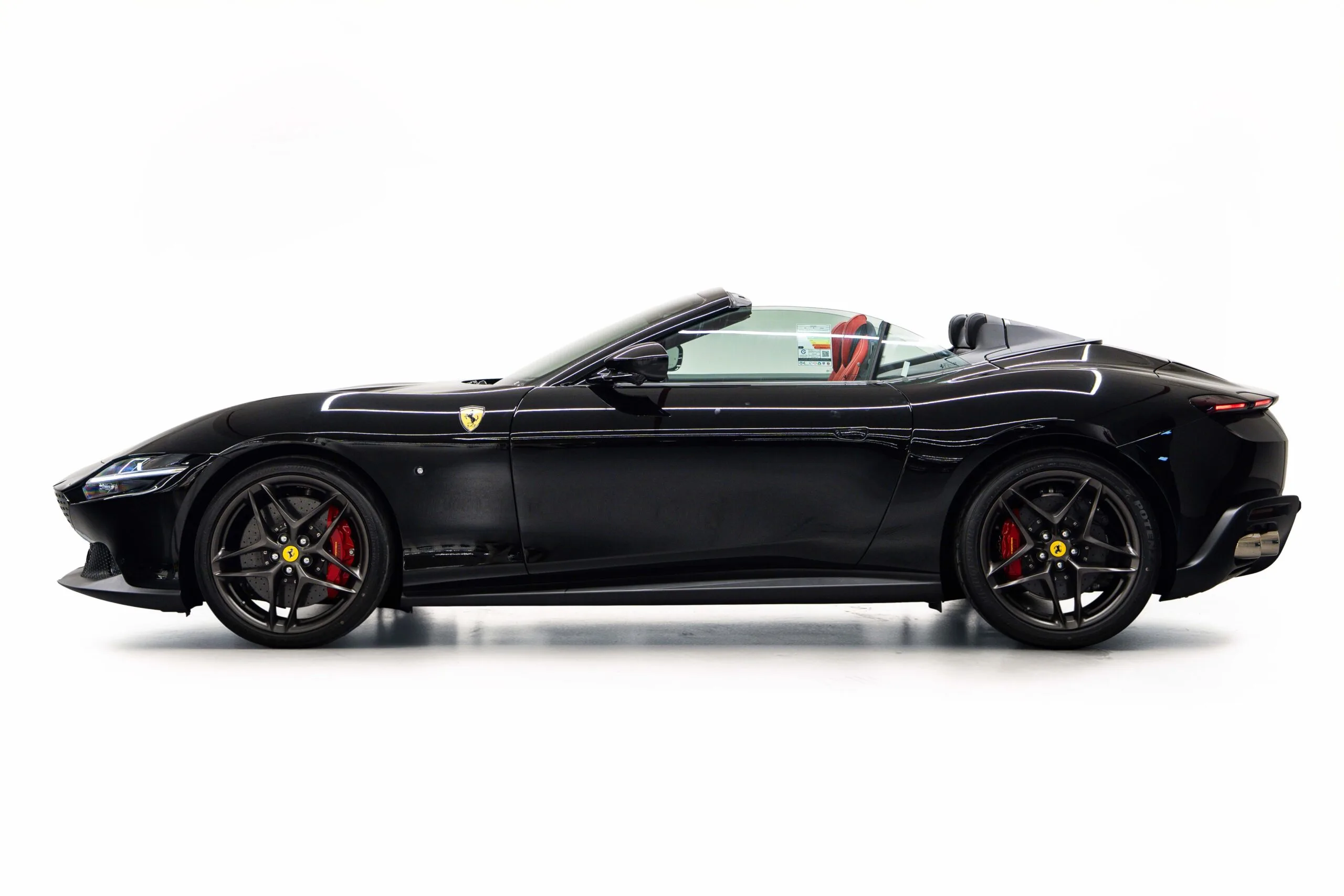 2025 Ferrari Roma Spider, 4/20