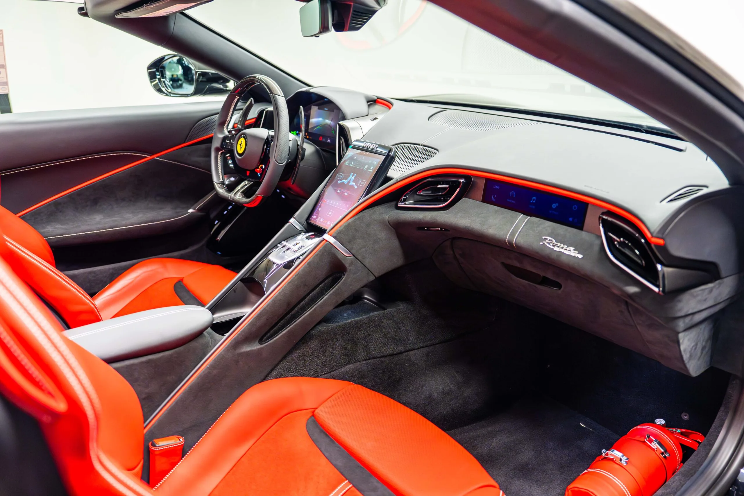 2025 Ferrari Roma Spider, 18/20