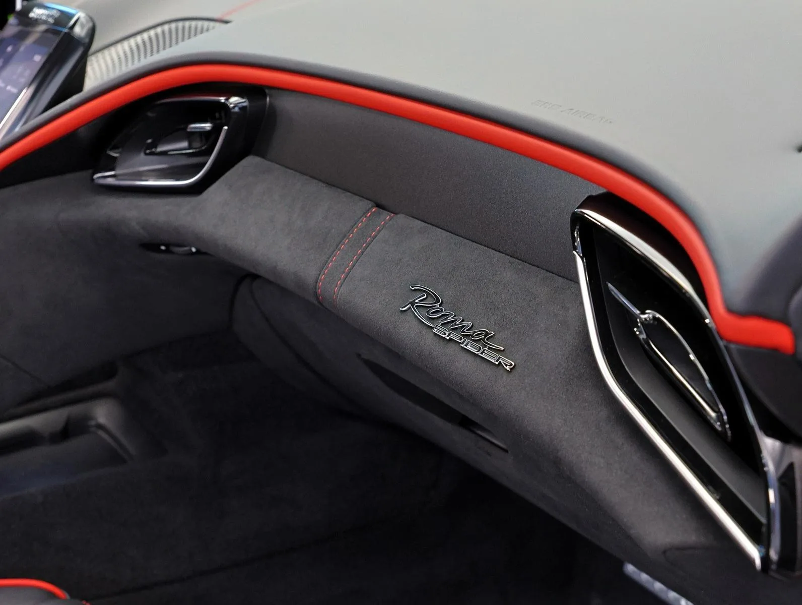2025 Ferrari Roma Spider, 16/22