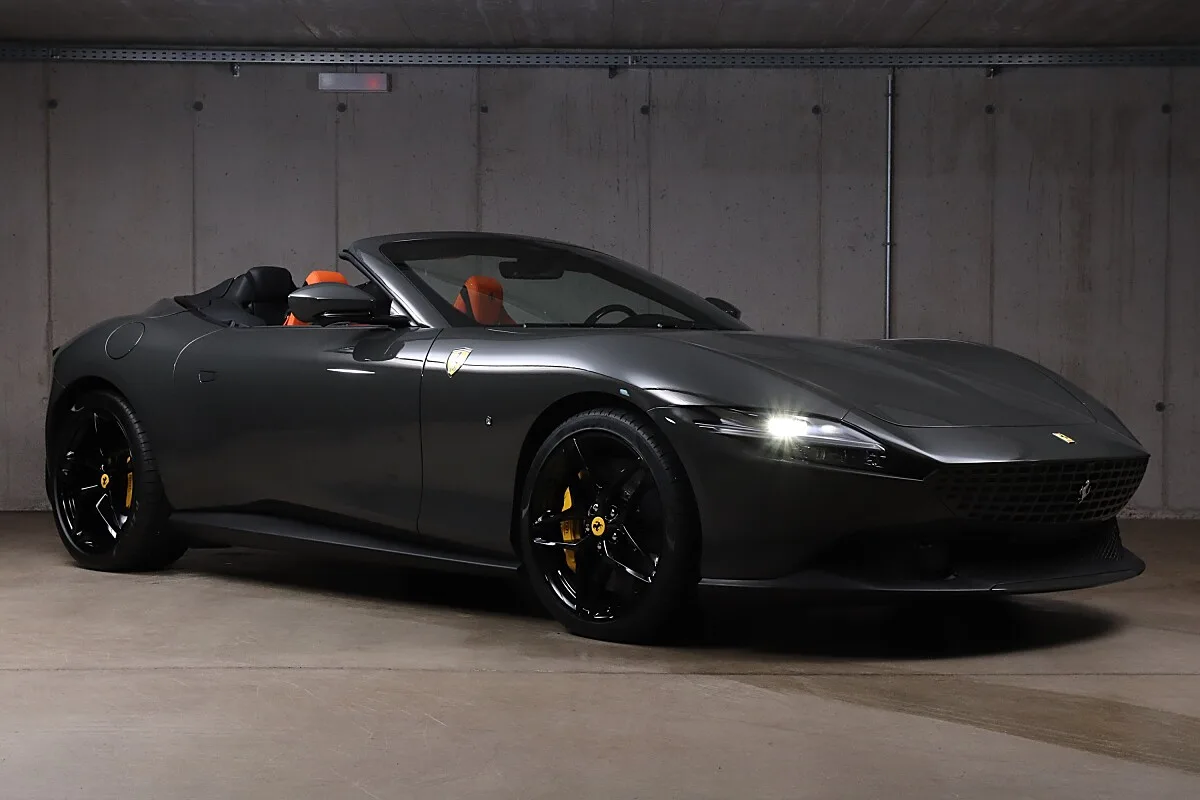 2025 Ferrari Roma Spider proposée par un concessionnaire spécialisé à Unterweitersdorf, Autriche, photo principale