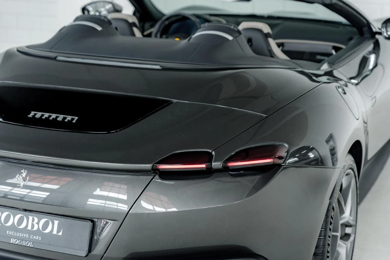 2025 Ferrari Roma Spider, 17/30