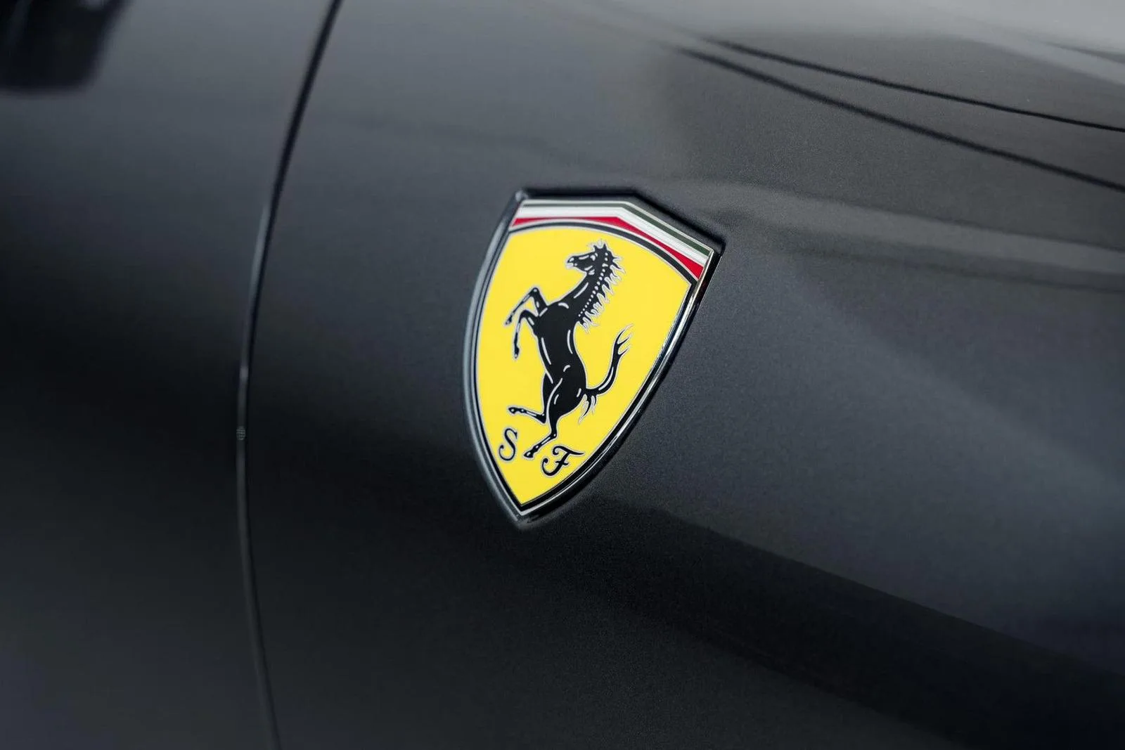 2025 Ferrari Roma Spider, 19/30