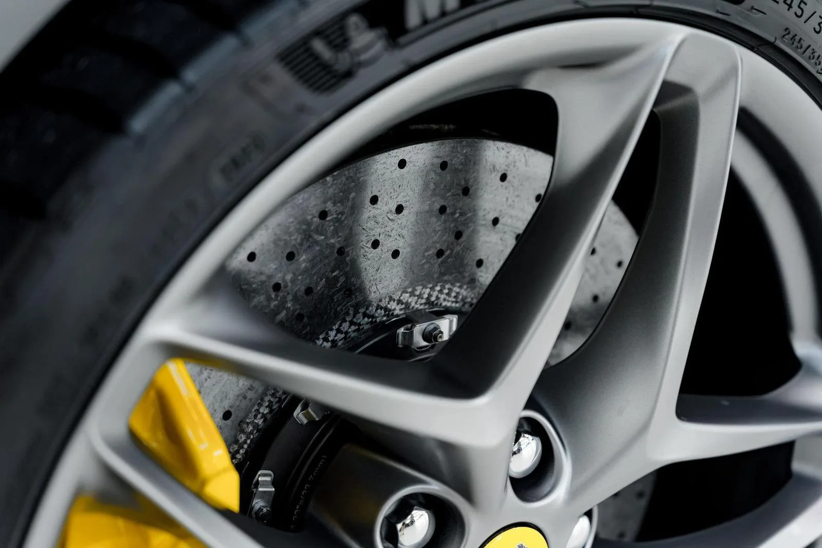 2025 Ferrari Roma Spider, 21/30