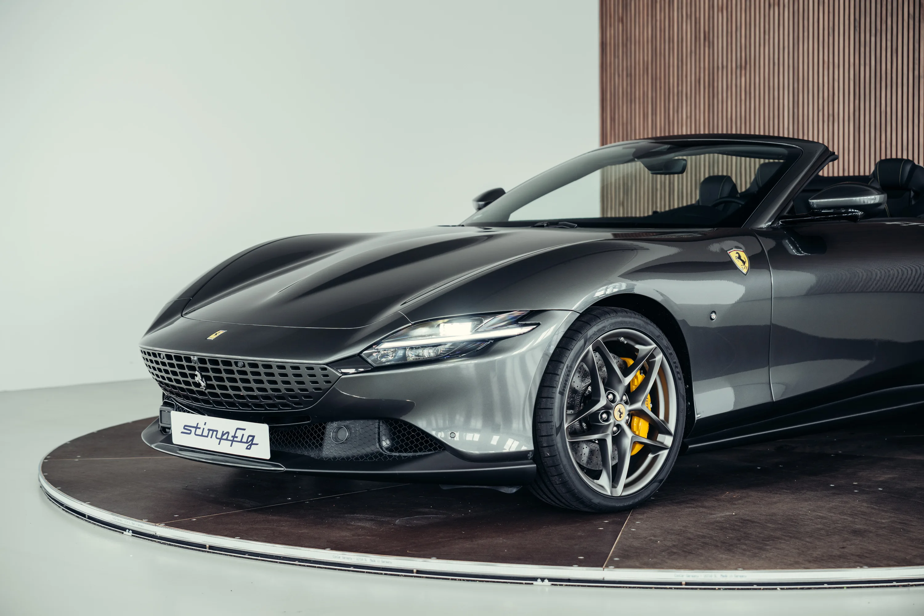 2025 Ferrari Roma Spider, 10/30