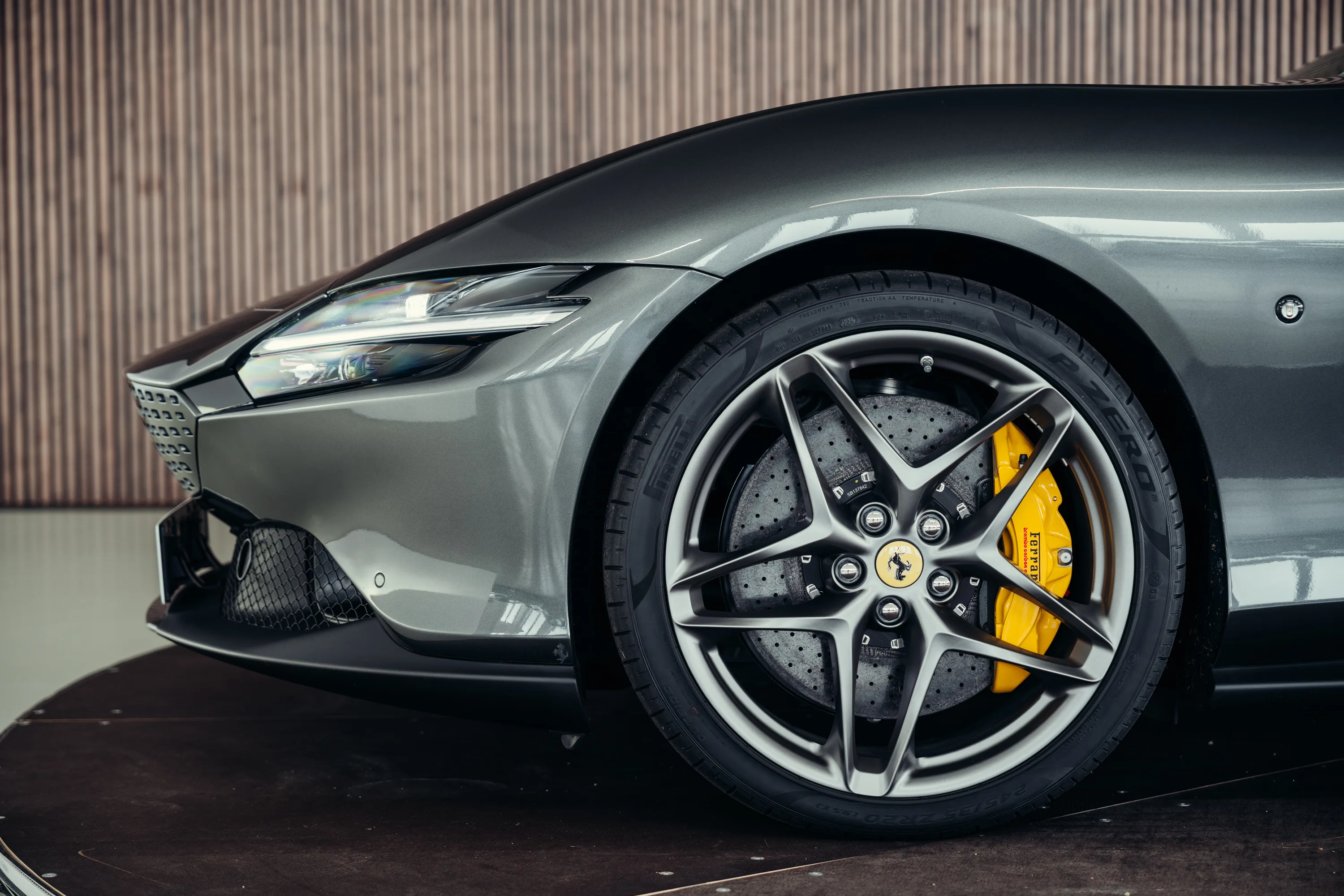 2025 Ferrari Roma Spider, 15/30