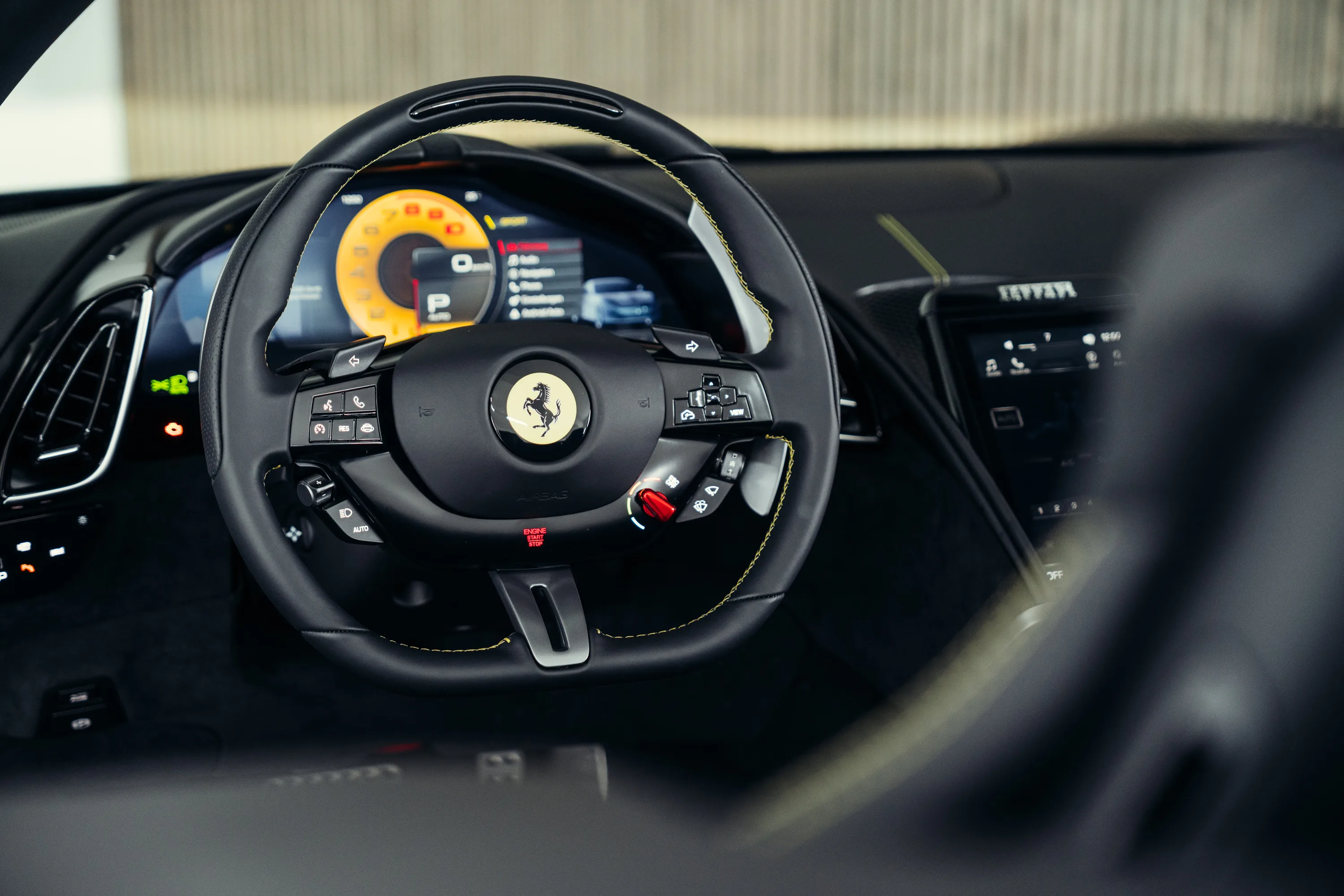 2025 Ferrari Roma Spider, 21/30