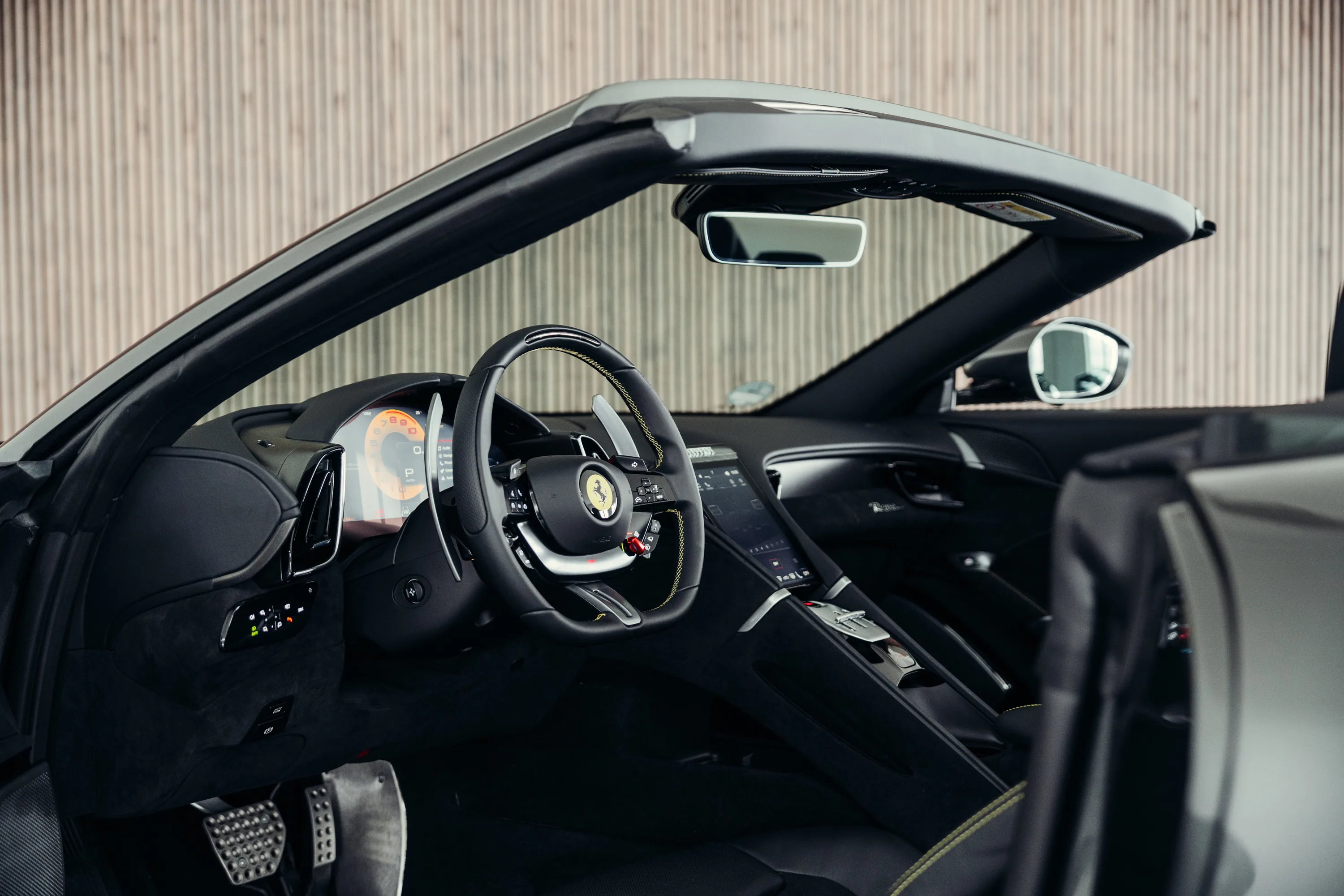 2025 Ferrari Roma Spider, 22/30