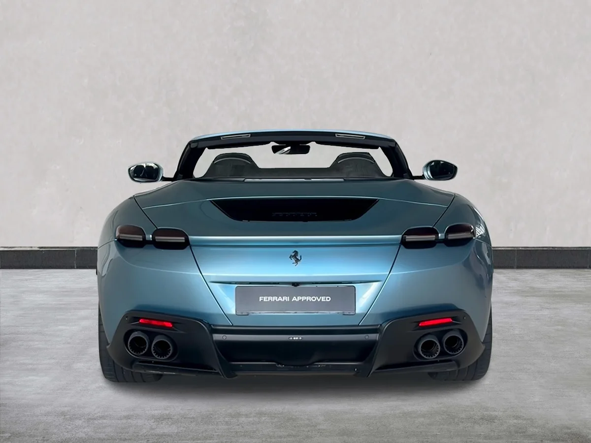 2025 Ferrari Roma Spider offered by a specialist dealer in Frankfurt am Main, Germany, photo 4 of 15