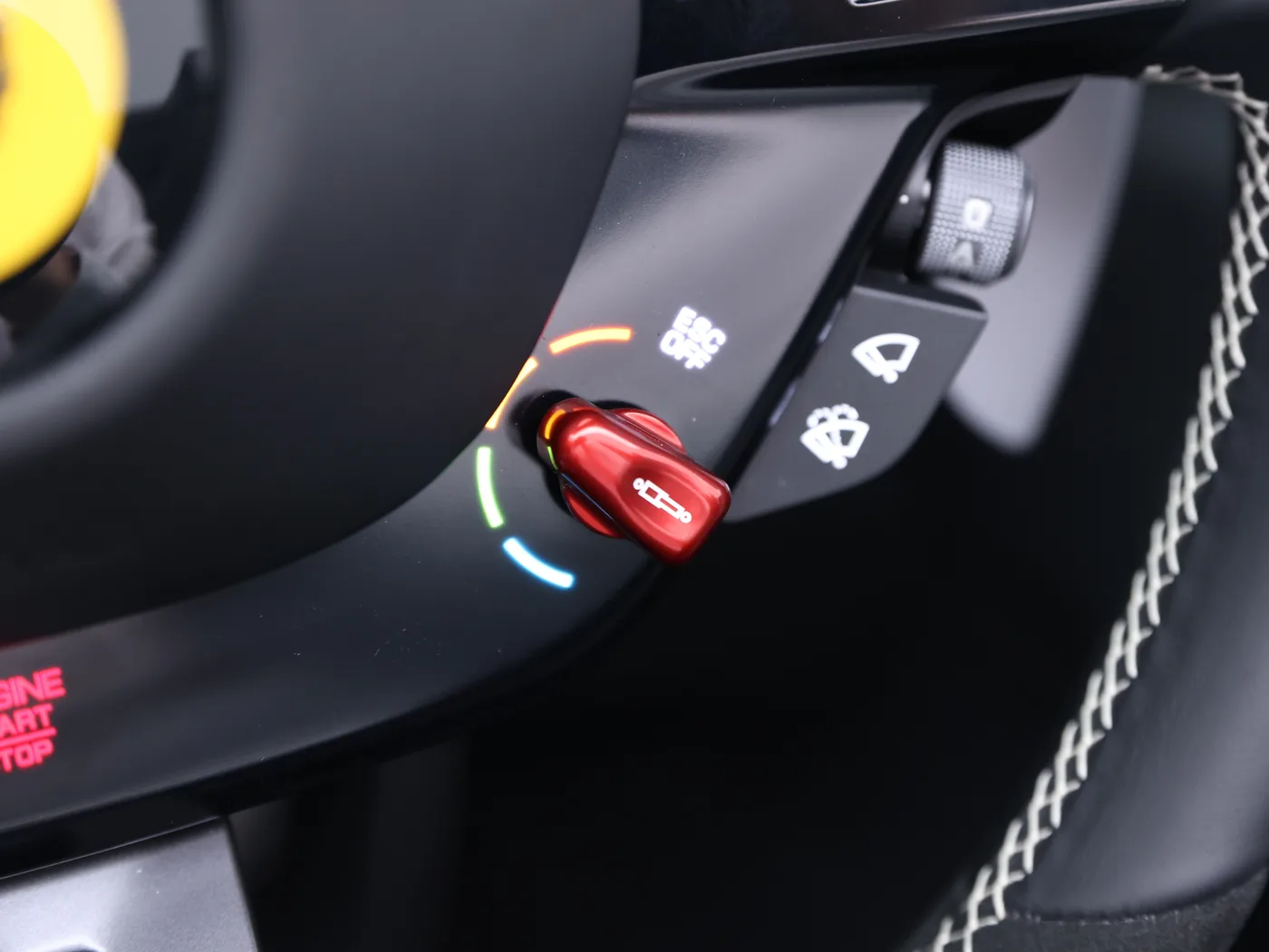 2025 Ferrari Roma Spider offered by a specialist dealer in Frankfurt am Main, Germany, photo 10 of 15