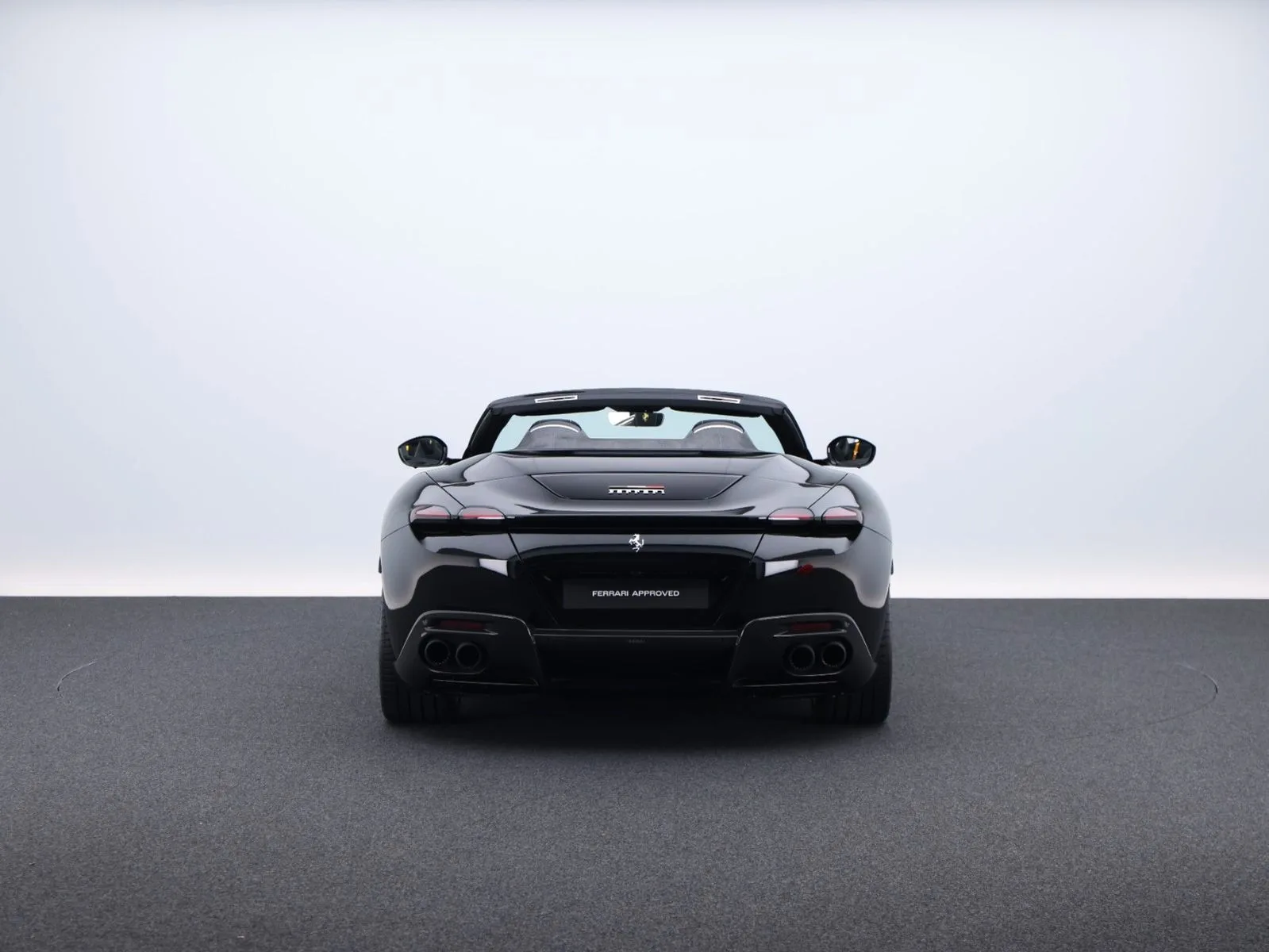 2025 Ferrari Roma Spider, 6/30