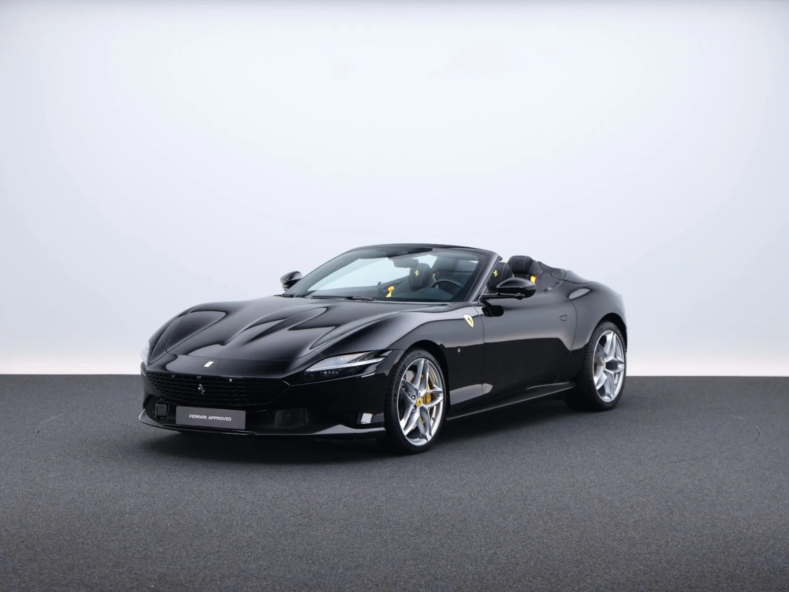 2025 Ferrari Roma Spider, 9/30