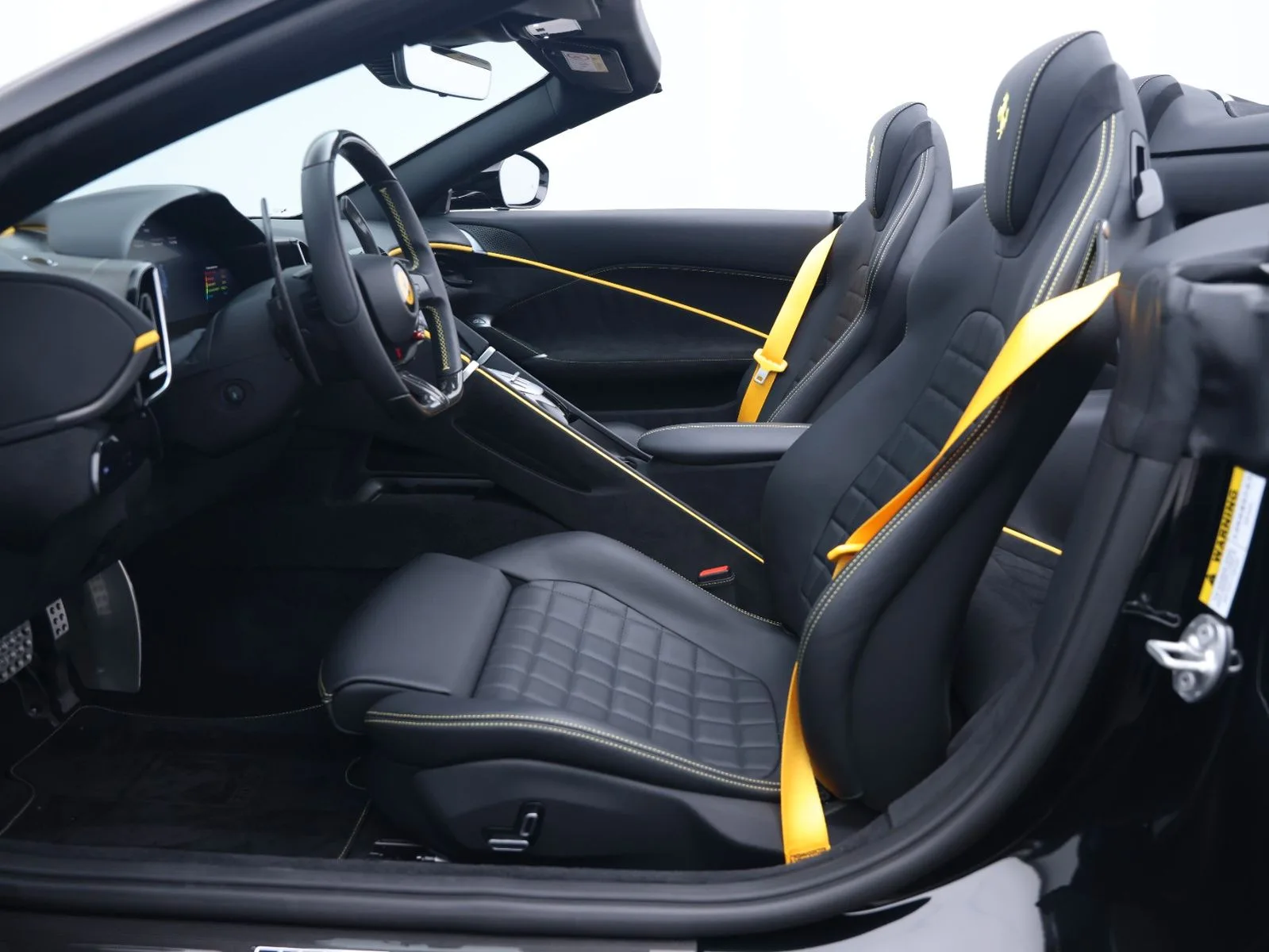 2025 Ferrari Roma Spider, 10/30