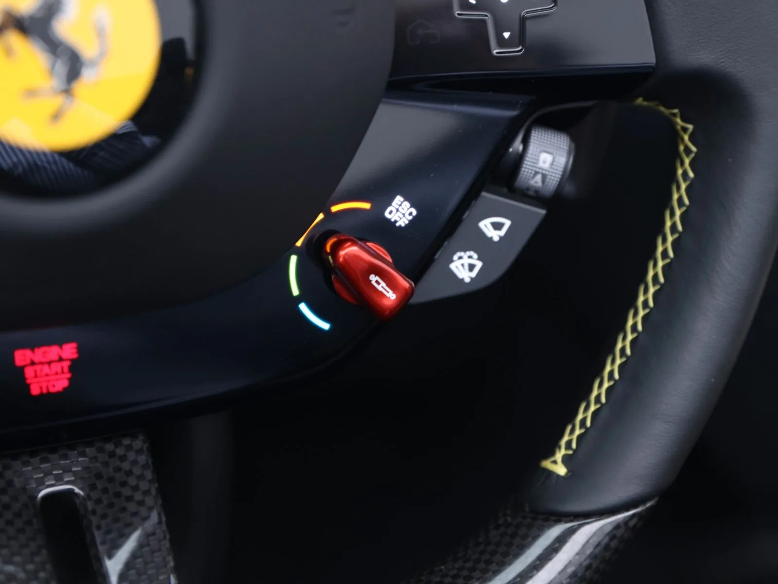 2025 Ferrari Roma Spider, 17/30
