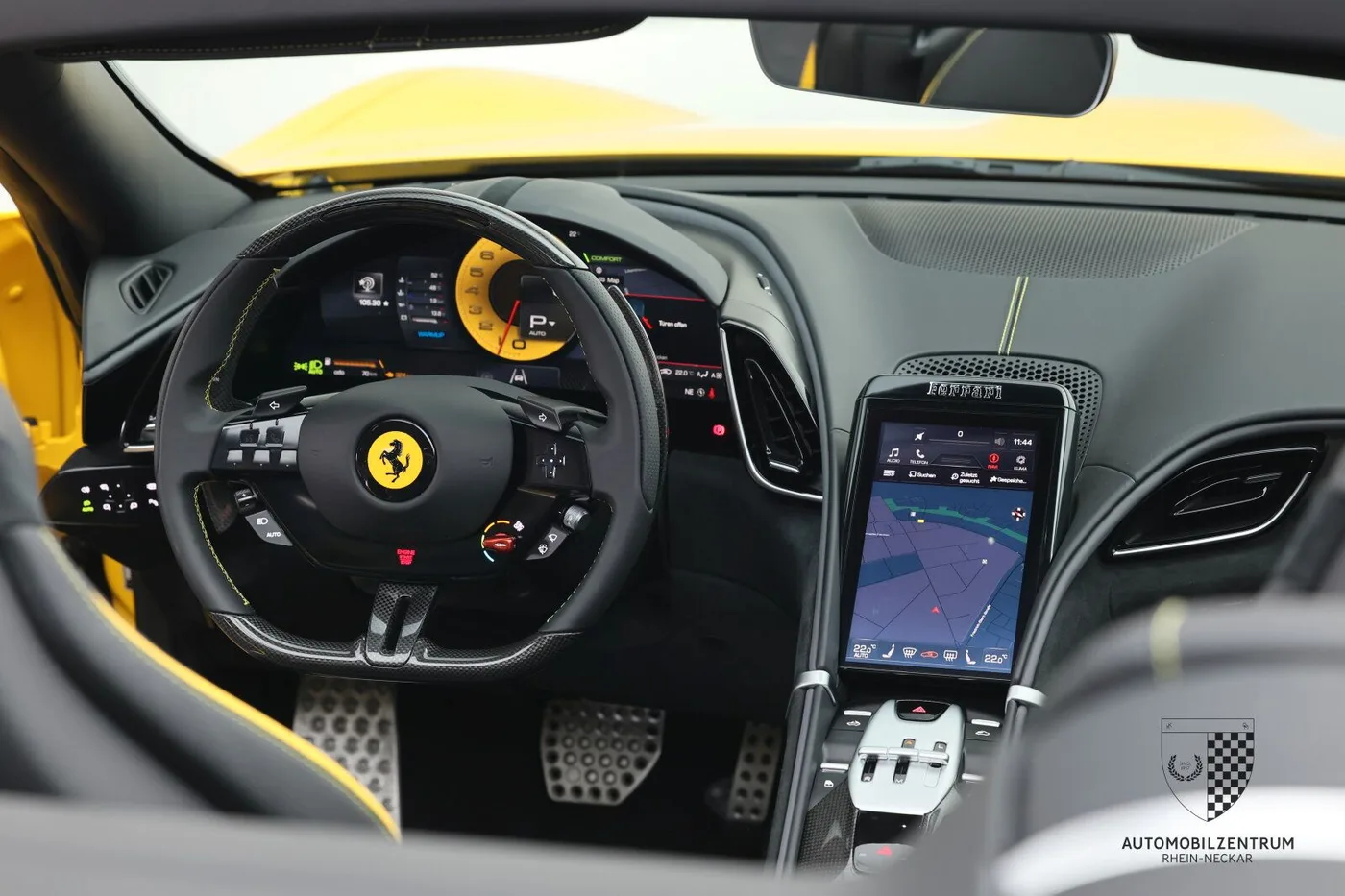 2025 Ferrari Roma Spider angeboten von einem Supersportwagenhändler in Viernheim, Deutschland, Foto 13 von 25