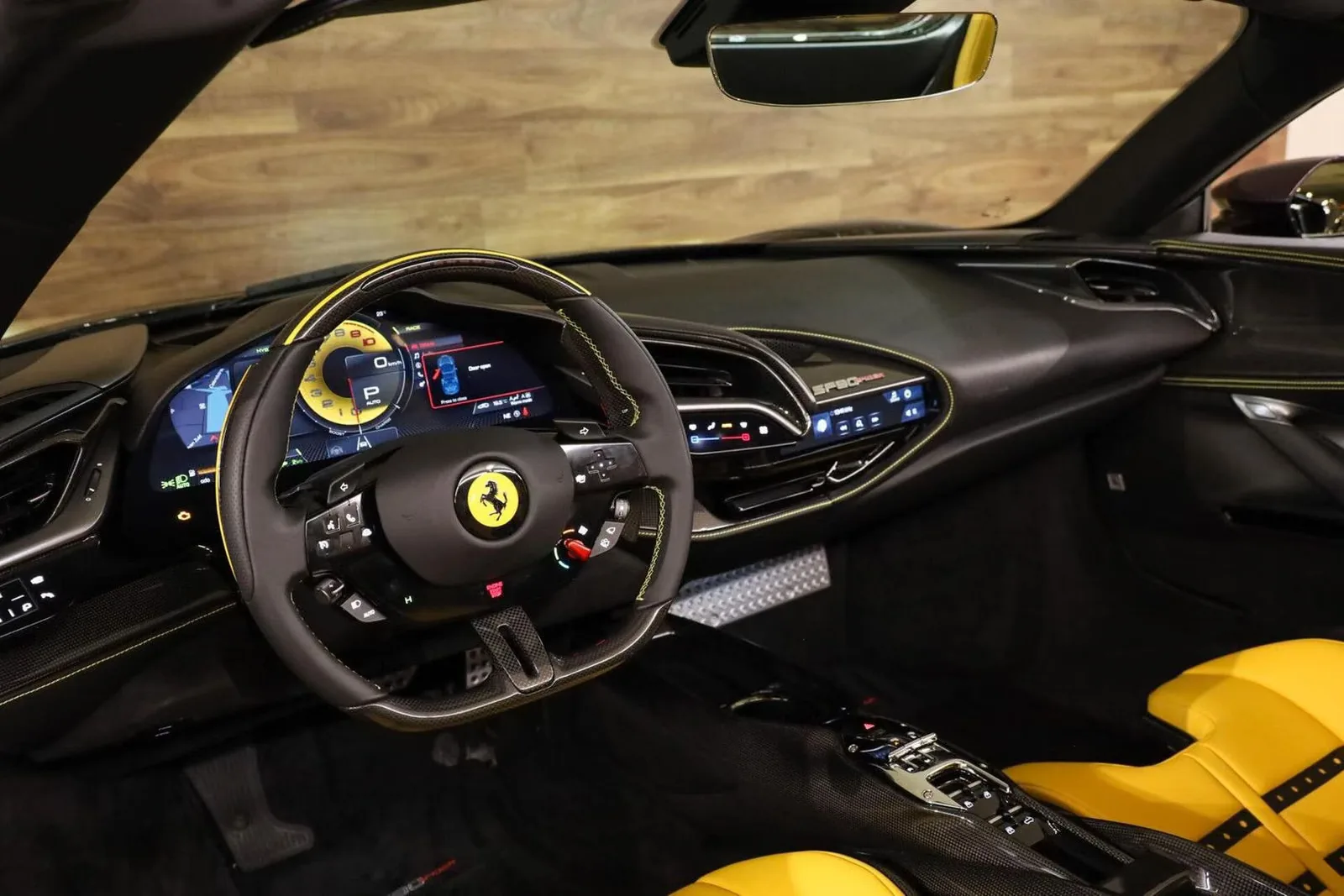 2025 Ferrari SF90 Spider Assetto Fiorano, 3/30
