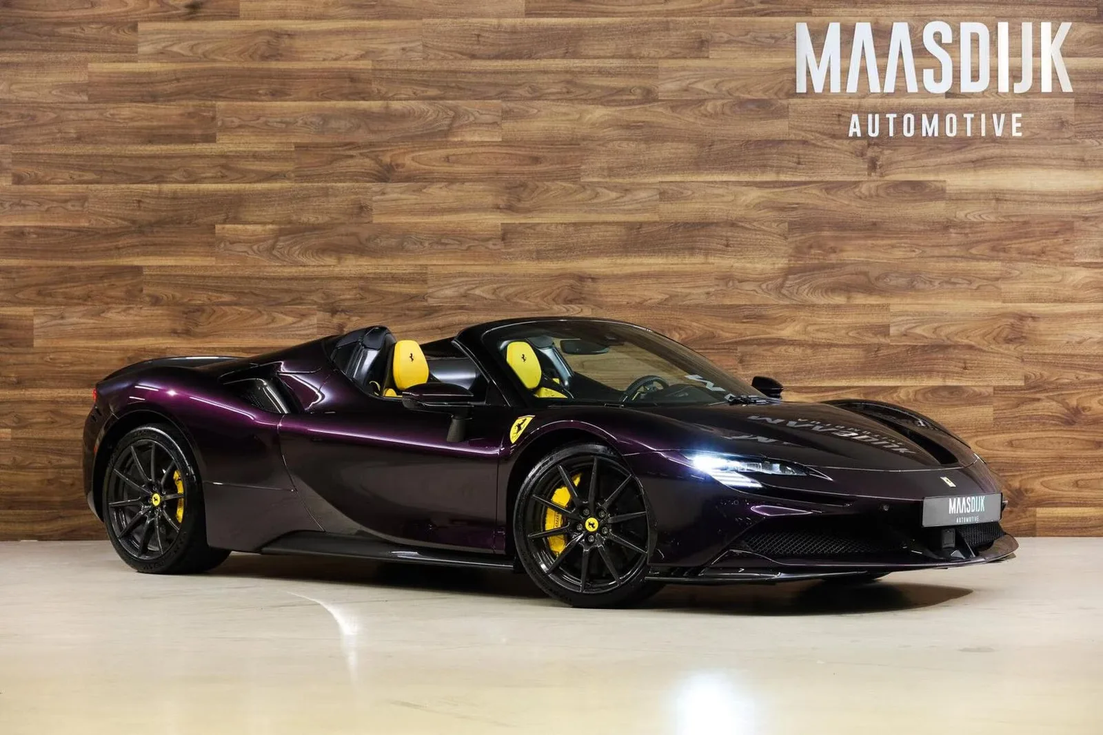 2025 Ferrari SF90 Spider Assetto Fiorano, 4/30