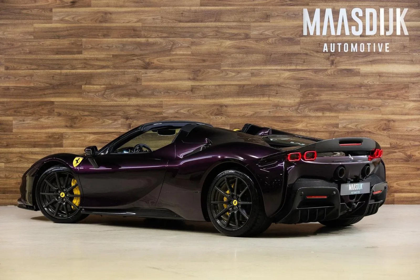 2025 Ferrari SF90 Spider Assetto Fiorano, 12/30