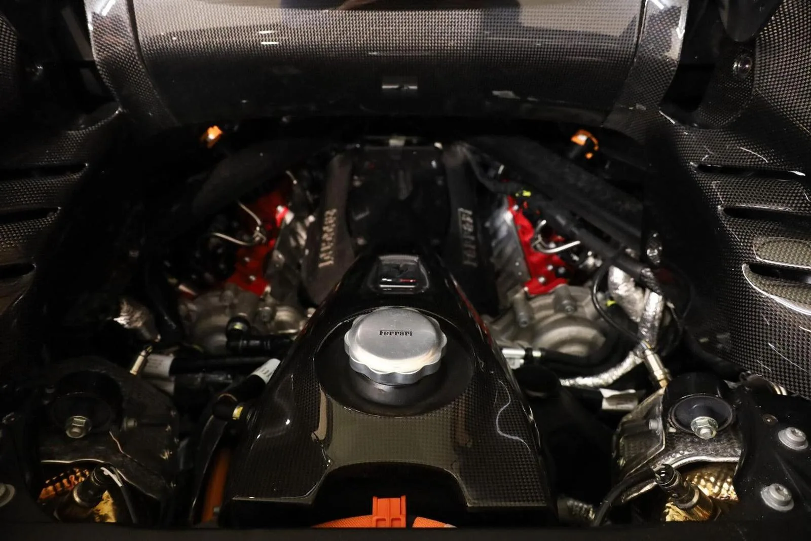 2025 Ferrari SF90 Spider Assetto Fiorano, 17/30