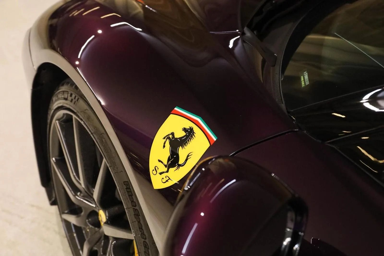 2025 Ferrari SF90 Spider Assetto Fiorano, 21/30
