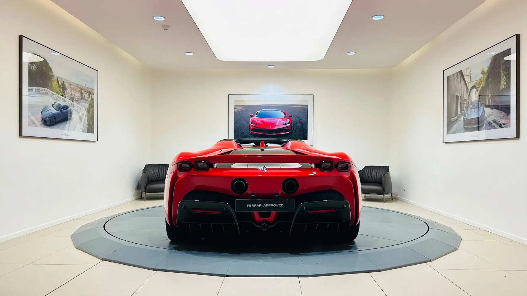 2025 Ferrari SF90 Spider, 4/30