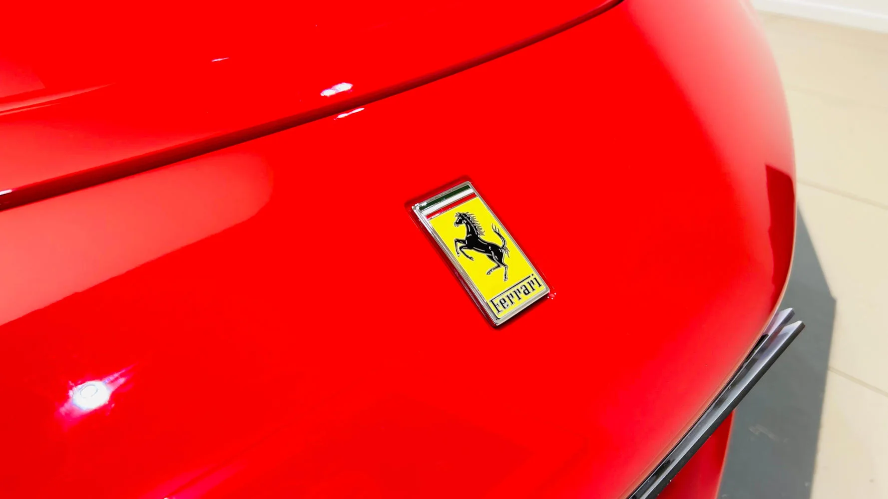 2025 Ferrari SF90 Spider, 7/30