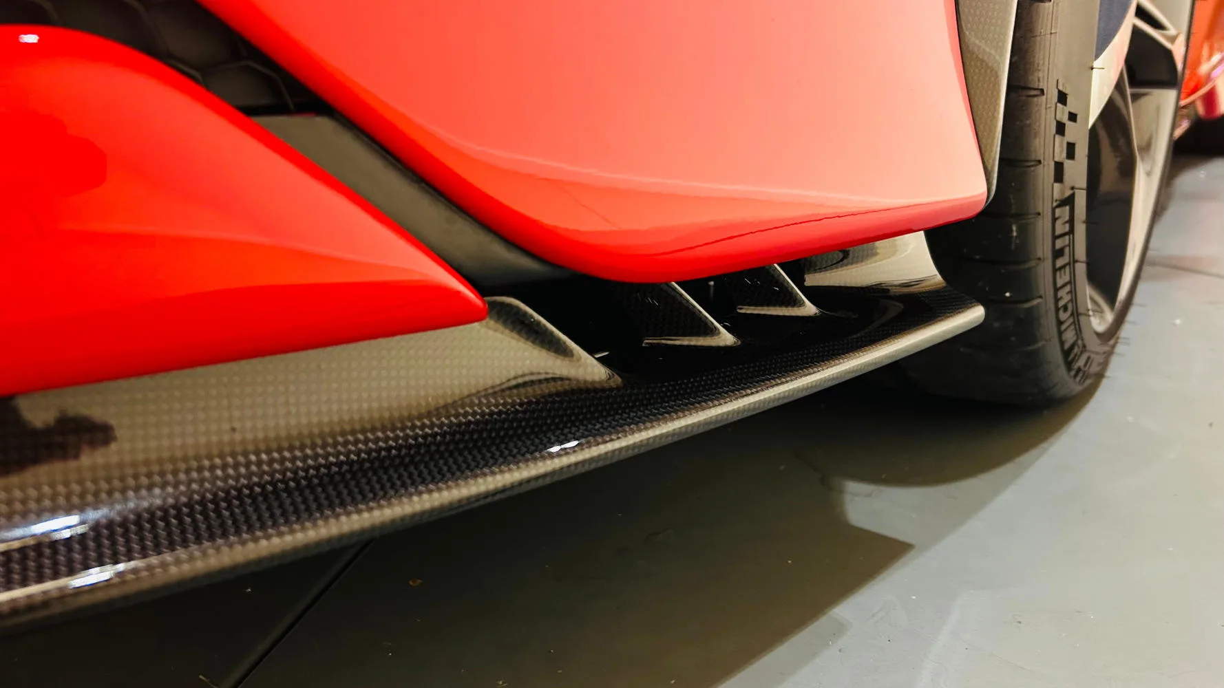 2025 Ferrari SF90 Spider, 8/30
